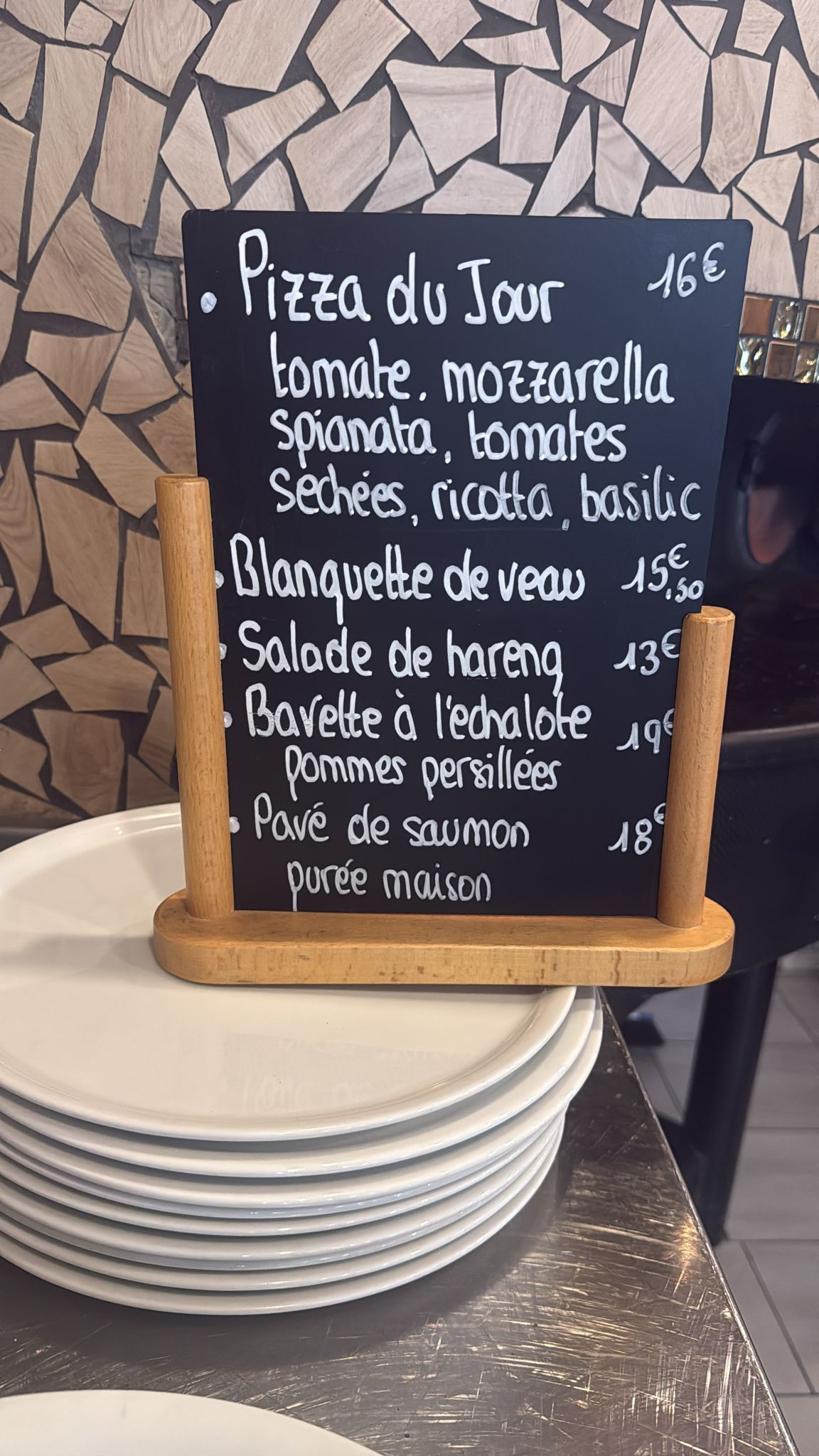 Ardoise du restaurant Le Rendez-Vous — menu de la semaine